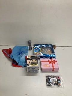 Lot 568  
            Nottingham SR5 - Delivery Only 

                
BOX OF VARIOUS ITEMS TO INCLUDE SONIC THE HEDGEHOG POP-O-MATIC TROUBLE GAME