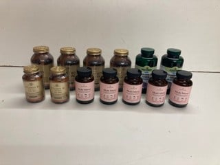 Lot 583  
            Nottingham SR5 - Delivery Only 

                
BOX OF VARIOUS FOOD SUPPLEMENTS TO INCLUDE SOLGAR SOYA LECITHIN 1360MG FOOD SUPPL...