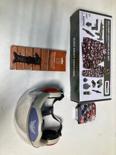 Lot 643  
            Nottingham SR5 - Delivery Only 
                
BOX OF VARIOUS ITEMS TO INCLUDE STAR WARS TRAINING MASK