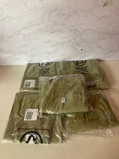 Lot 872  
            Nottingham SR5 - Delivery Only 

                
5 X SWEET TALK CHINO MOSS TROUSERS