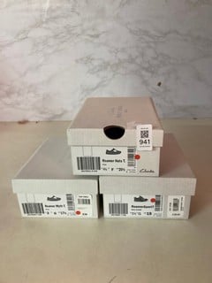 Lot 941  
            Nottingham SR5 - Delivery Only 

                
3 X PAIRS OF SHOES TO INCLUDE CLARKS FIRST SHOES ROAMER HATS T PINK SHOES SIZE: 4...