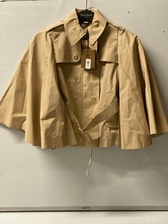 Lot 31  
            Nottingham SR6 - Parcel Delivery 
                
BURBERRY KIDS FREDA TRENCH COAT (AGE 6YRS)
