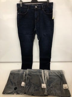 Lot 340  
            Nottingham SR6 - Parcel Delivery 
                
4 X VERY MEN'S SLIM FIT DARK WASH JEANS SIZE: 34R