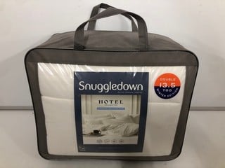 Lot 384  
            Nottingham SR6 - Parcel Delivery 
                
SNUGGLEDOWN HOTEL COLLECTION 13.5 TOG DOUBLE DUVET