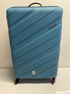 Lot 394  
            Nottingham SR6 - Parcel Delivery 
                
AMERICAN TOURISTER HARDHSELL SPINNER SUITCASE IN BLUE