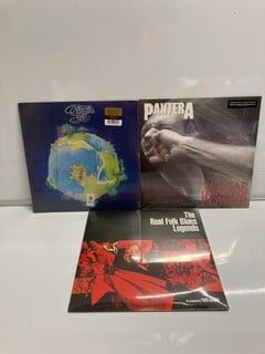 Lot 413  
            Nottingham SR6 - Parcel Delivery 
                
3 X VINYL RECORDS INC THE REAL FOLK BLUES LEGENDS COWBOY BEPOP