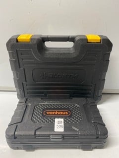 Lot 596  
            Nottingham SR6 - Parcel Delivery 
                
2 X TOOL KITS TO INC BLOSTM SCREWDRIVER SET