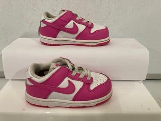 Lot 60  
            Nottingham SR6 - Parcel Delivery 
                
PAIR OF KID'S PINK NIKE TRAINERS (UK SIZE 6.5 KIDS)