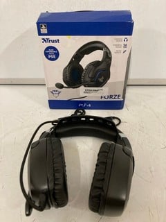 Lot 69  
            Nottingham SR6 - Parcel Delivery 
                
PLAYSTATION FORZE GAMING HEADSET