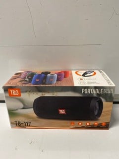 Lot 843  
            Nottingham SR6 - Parcel Delivery 

                
T&G PORTABLE WIRELESS SPEAKER