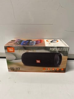 Lot 847  
            Nottingham SR6 - Parcel Delivery 

                
T&G PORTABLE WIRELESS SPEAKER