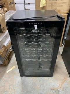 Lot 100  
            Nottingham SR2 - Delivery or Collection 

                
SWAN COMPRESSOR WINE COOLER MODEL NO: SR12040BN ORIGINAL RRP £249.00