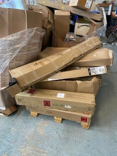 Lot 162  
            Nottingham SR2 - Delivery or Collection 

                
PALLET OF ITEMS INC TWILIGHT DOUBLE & 3M UMBRELLA GREY