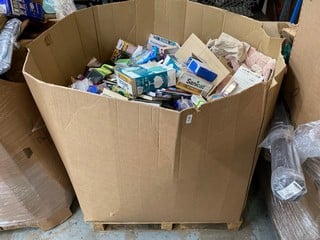 Lot 192  
            Nottingham SR2 - Delivery or Collection 

                
PALLET OF ITEMS INC PET ITEMS & HOUSEHOLD ESSENTIALS