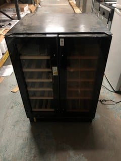 Lot 19  
            Nottingham SR2 - Delivery or Collection 

                
VICEROY UNDERCOUNTER 2 DOOR WINE COOLER MODEL NO: WRWC60DDBKED