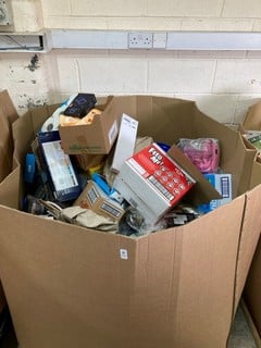 Lot 210  
            Nottingham SR2 - Delivery or Collection 

                
PALLET OF ITEMS INC PET SUPPLIES & CLEANING ITEMS