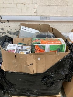 Lot 214  
            Nottingham SR2 - Delivery or Collection 

                
PALLET OF ITEMS INC GARDENING ITEMS & CLEANING ITEMS