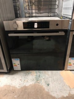 Lot 22  
            Nottingham SR2 - Delivery or Collection 

                
SAMSUNG SERIES 4 DUAL BUILT-IN ELECTRIC OVEN MODEL NO: NV7B45305AS ORIGINAL RRP £...