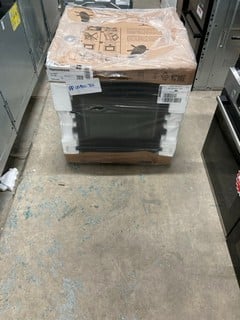 Lot 47  
            Nottingham SR2 - Delivery or Collection 

                
BOSCH BUILT-IN ELECTRIC SINGLE OVEN MODEL NO: HQA534BB3B ORIGINAL RRP £399.00
