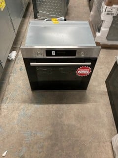 Lot 49  
            Nottingham SR2 - Delivery or Collection 

                
BOSCH SERIES 4 BUILT-IN SINGLE OVEN MODEL NO: HBS573BS0B ORIGINAL RRP £399.00