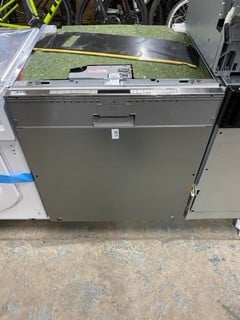 Lot 78  
            Nottingham SR2 - Delivery or Collection 

                
NEFF N70 INTEGRATED DISHWASHER MODEL NO: S187ZCX03G ORIGINAL RRP £799.00