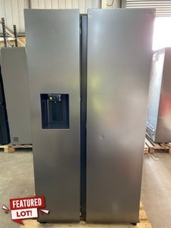 Lot 8  
            Nottingham SR2 - Delivery or Collection 

                
SAMSUNG BESPOKE AI SERIES 8 ON DEVICE BIXBY RS80F66KBTEU FRIDGE FREEZER ORIGINAL ...