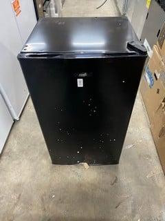 Lot 95  
            Nottingham SR2 - Delivery or Collection 

                
COMFEE UNDER COUNTER FREEZER