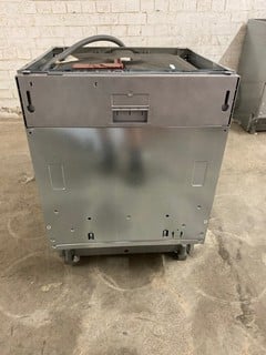 Lot 14  
            Nottingham SR3 - Delivery or Collection 

                
HOTPOINT INTEGRATED DISHWASHER MODEL NO: HDIC3B+26CWUK