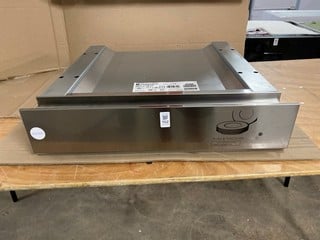 Lot 152  
            Nottingham SR3 - Delivery or Collection 

                
HOTPOINT WARMING DRAWER MODEL NO: WD714IX (EX DISPLAY)
