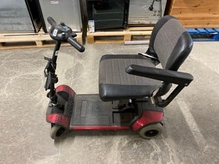 Lot 160  
            Nottingham SR3 - Collection Only 

                
GOGO MOBILITY SCOOTER (NO KEYS, BATTERY)