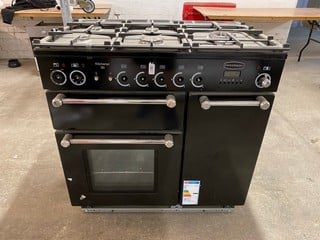 Lot 171  
            Nottingham SR3 - Delivery or Collection 

                
RANGEMASTER RANGE COOKER MODEL NO: KITCHENER90
