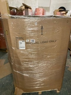 Lot 230  
            Nottingham SR3 - Delivery or Collection 

                
PALLET OF ITEMS TO INCLUDE BLUEY GRANNIES CAR COUPE