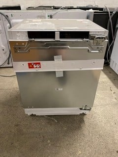 Lot 47  
            Nottingham SR3 - Delivery or Collection 

                
BOSCH INTEGRATED FRIDGE MODEL NO: KUR21VFE0G