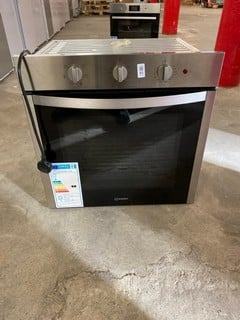 Lot 83  
            Nottingham SR3 - Delivery or Collection 

                
INDESIT BUILT IN SINGLE OVEN MODEL NO: DFW5530IX (EX DISPLAY)