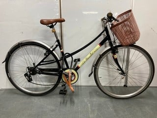 Lot 123  
            Nottingham SR6 – Collection Only 

                
UNIVERSAL BLACK FRAME PEDAL BICYCLE WITH WOVEN BASKET (COLLECTION ONLY) (MPSS0306...