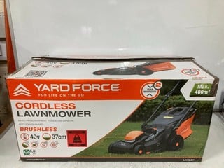 Lot 171  
            Nottingham SR6 – Delivery Or Collection 

                
YARDFORCE CORDLESS LAWNMOWER (WITH BATTERY AND CHARGER)
