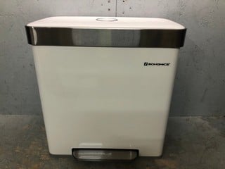 Lot 214  
            Nottingham SR6 – Delivery Or Collection 

                
SONGMICS TRASH CAN MODEL: LTB202W01