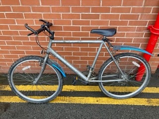 Lot 114  
            Nottingham SR9 - Collection Only 

                
RALEIGH MAX PEDAL BIKE - GHAP137 - COLLECTION ONLY