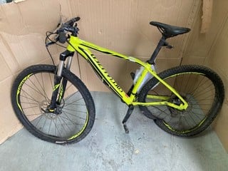 Lot 120  
            Nottingham SR9 - Collection Only 

                
SPECIALIZED YELLOW BIKE - BACK WHEEL DAMAGED - GAAP15 - COLLECTION ONLY