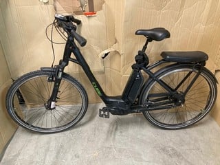 Lot 142  
            Nottingham SR9 - Collection Only 

                
CUBE BLACK ELECTRIC BIKE - MPSS3362088- COLLECTION ONLY