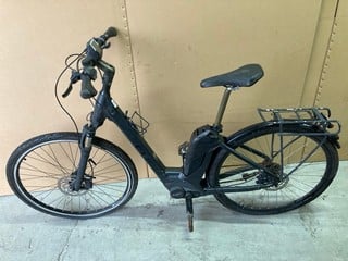 Lot 169  
            Nottingham SR9 - Collection Only 

                
CUBE ELECTRIC BLACK BIKE - MPSS01688100- COLLECTION ONLY