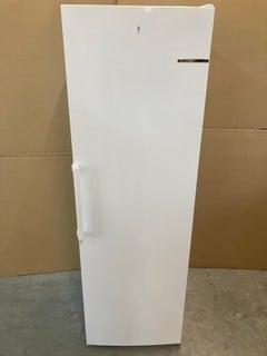Lot 16  
            Nottingham SR9 - Delivery Or Collection 

                
BOSCH FREESTANDING FREEZER MODEL: GSN36VWEPG ORIGINAL RRP: £749