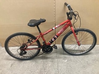 Lot 182  
            Nottingham SR9 - Collection Only 

                
APOLLO RED PEDAL BIKE - COLLECTION ONLY CAAP248
