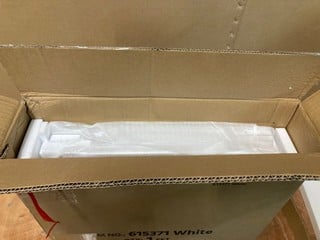 Lot 228  
            Nottingham SR9 - Delivery Or Collection 

                
YAHEETECH FLAT PACKED FURNITURE ITEMS 615371