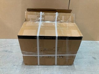 Lot 253  
            Nottingham SR9 - Delivery Or Collection 

                
2 X SETS OF MARBLE EFFECT PLATES