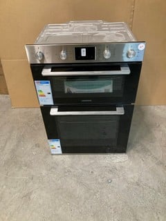 Lot 82  
            Nottingham SR9 - Delivery Or Collection 

                
KENWOOD BUILT-IN DOUBLE OVEN MODEL: KBIDOX21 ORIGINAL RRP: £329