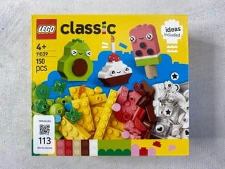 Lot 113  
            Nottingham Prem - Delivery Only 

                
LEGO CLASSIC 150 PCS MODEL 11039 (SEALED)