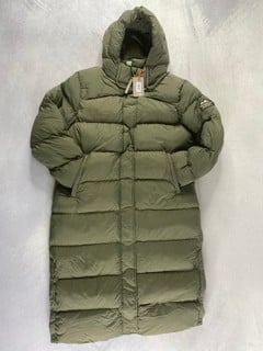 Lot 116  
            Nottingham Prem - Delivery Only 

                
RIPSTOP LONGLINE PUFFER JACKET UK 16 XL
