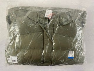 Lot 122  
            Nottingham Prem - Delivery Only 

                
RIPSTOP LONGLINE PUFFER JACKET UK 16 XL
