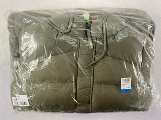 Lot 125  
            Nottingham Prem - Delivery Only 

                
RIPSTOP LONGLINE PUFFER JACKET UK 16 XL